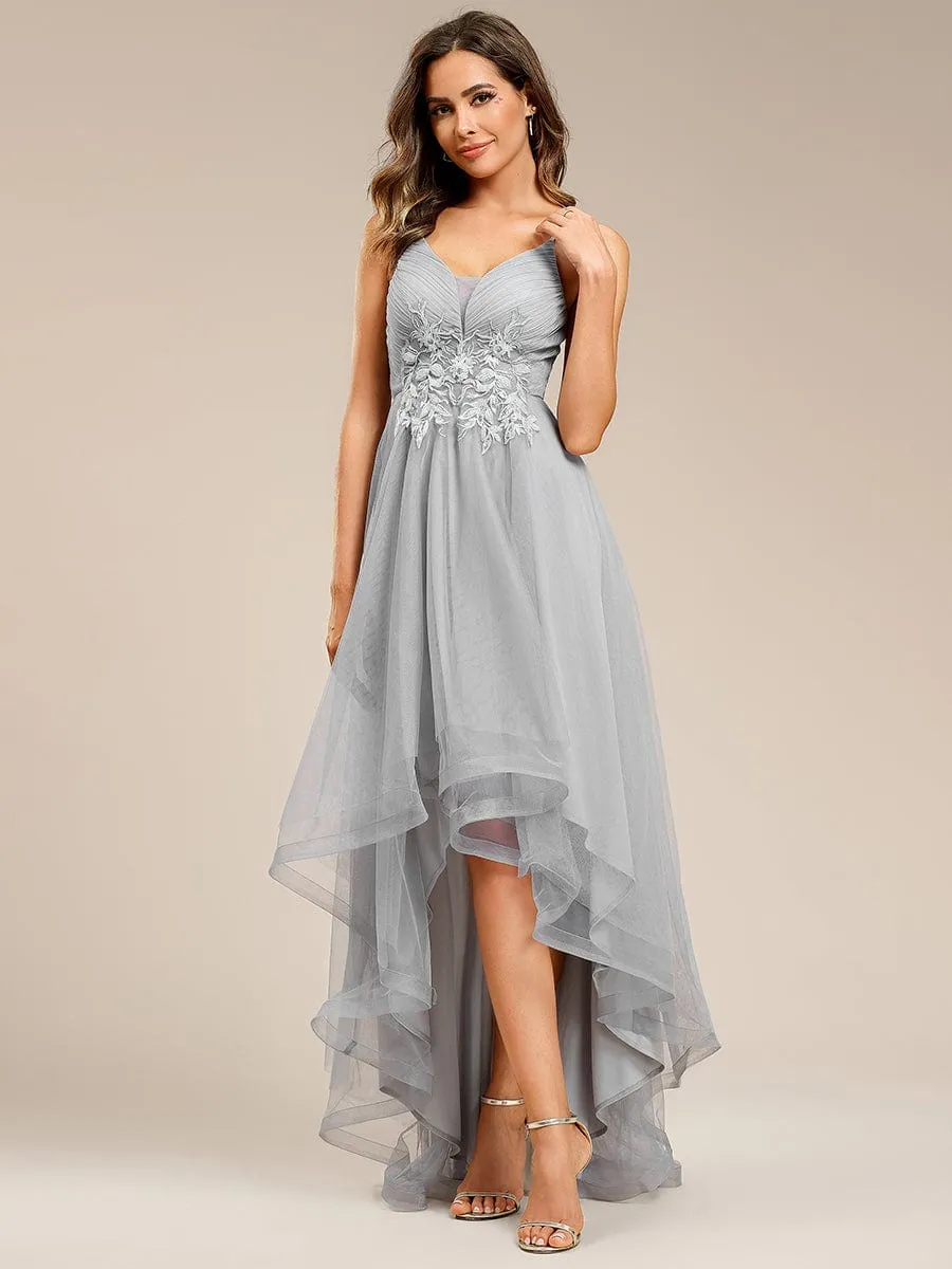 Chic and Stylish Sleeveless Prom Dress with High-Low Hemline