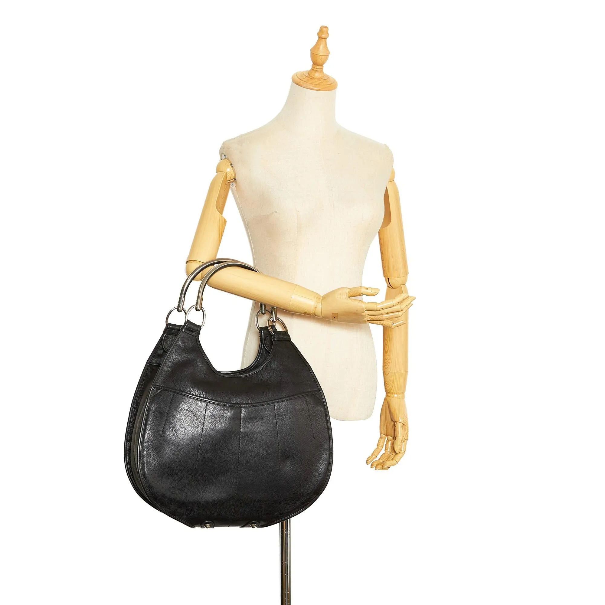 Dior 61 Shoulder Bag (SHG-KH6g0u)