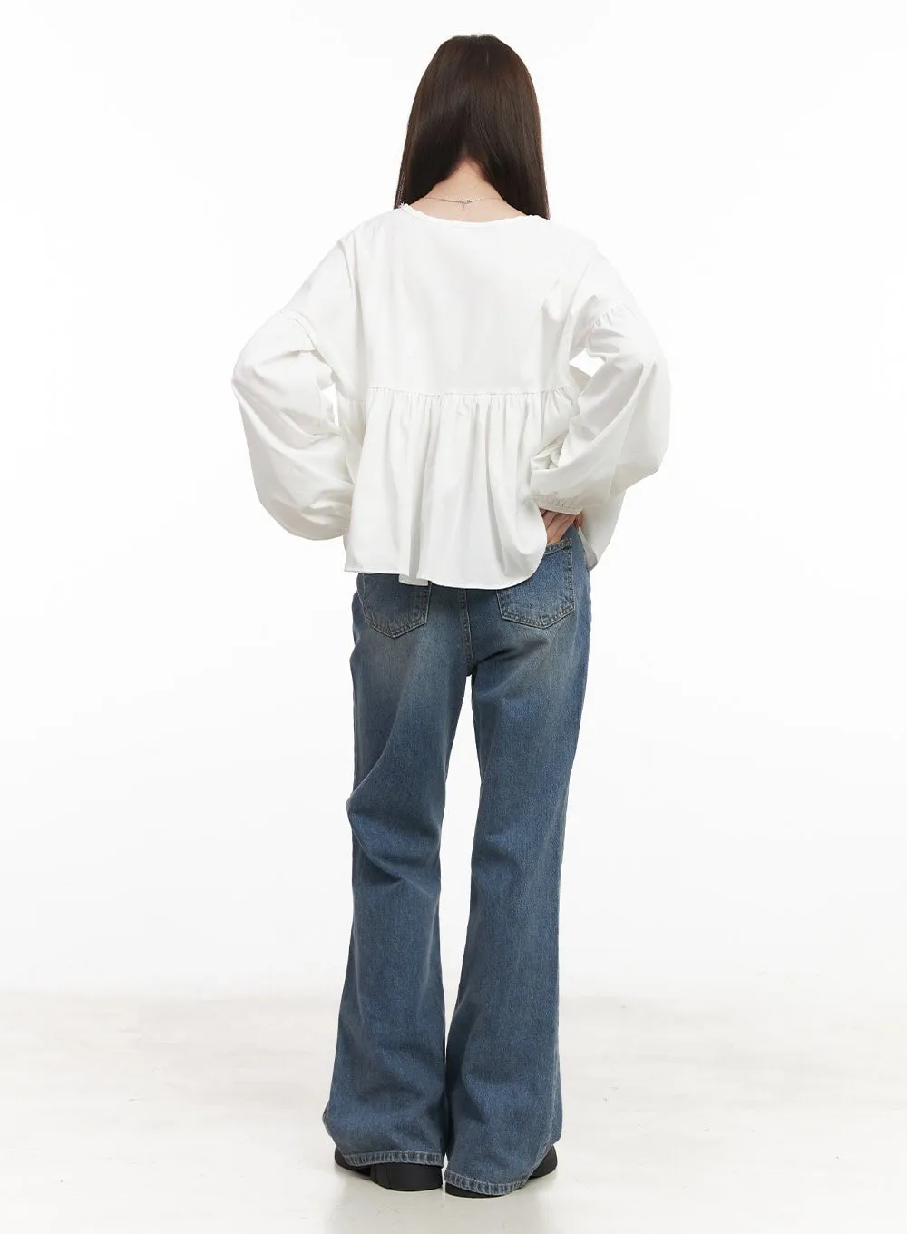Loose-Fit Buttoned Blouse CM512