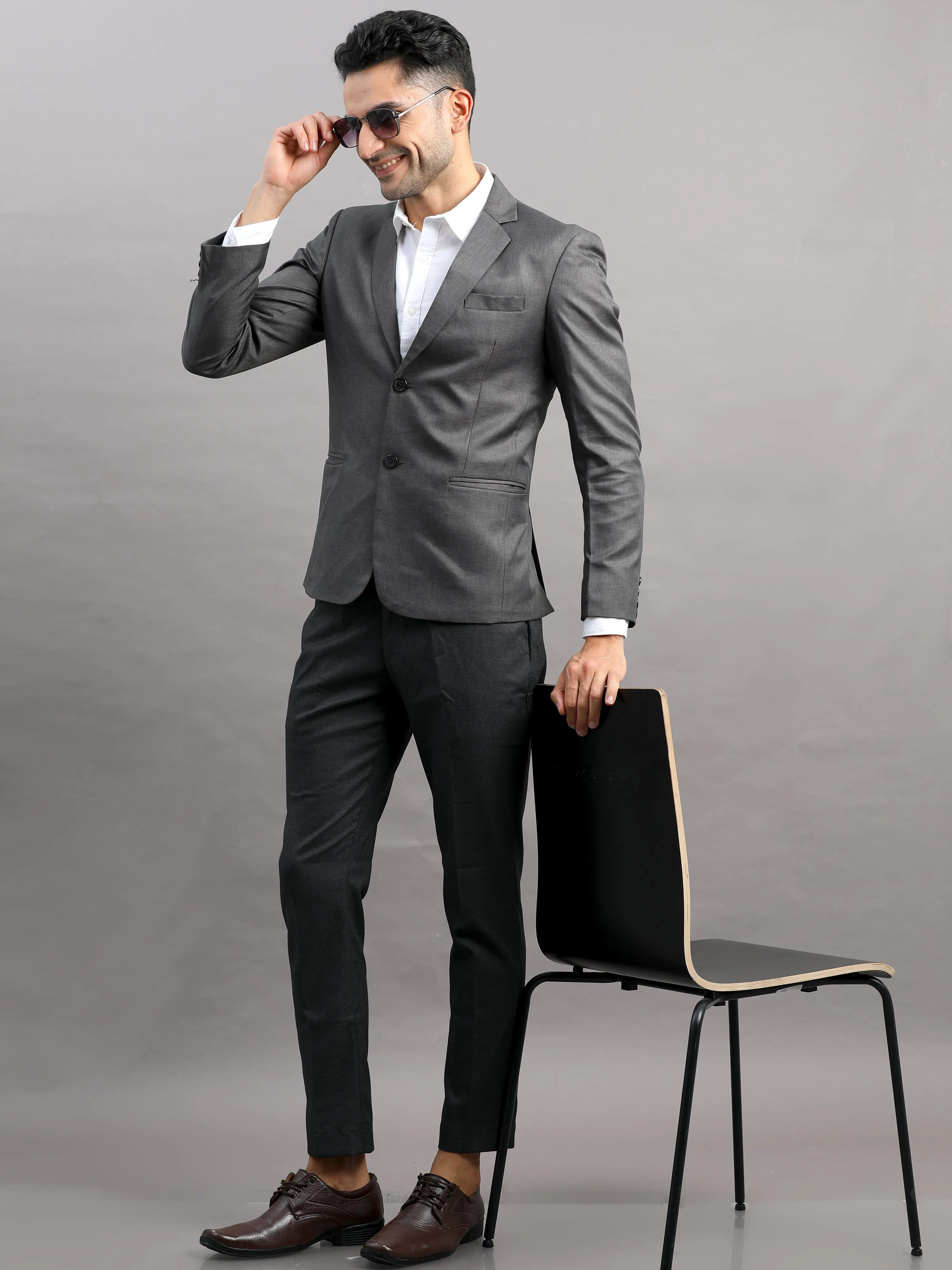 Men's Grey Slim Fit Cotton Blend Full Sleeve Solid Casual Blazer