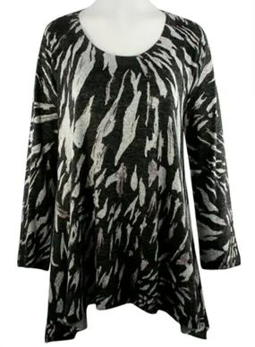 Nally & Millie - Savanna View, Scoop Neck Sharkbite Hem Long Sleeve Tunic