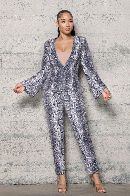 SNAKE PRINT STRETCHY WOVEN STYLISH SET